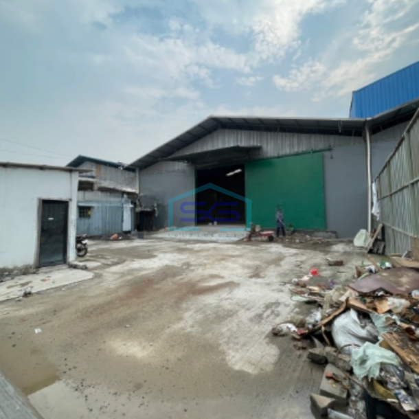 Disewakan Gudang Kavling Dpr Cipondoh Tangerang Luas Bangunan 500m2-1
