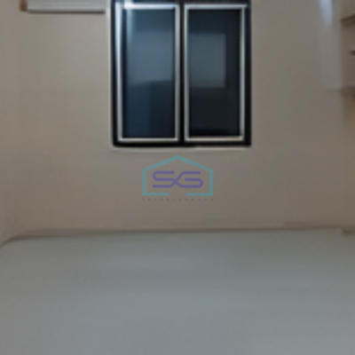 Disewakan Ruko Taman Surya Jakarta Barat Bangunan 3 Lantai LB 216m2