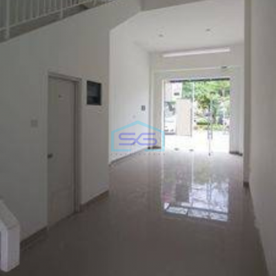 Disewa Ruko Gandeng Hadap Jalan Di Citra 8, Jakarta Barat