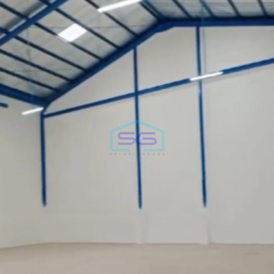 Disewakan Gudang Hadap Jalan Raya Lokasi di Cipondoh Tangerang LB 700m2