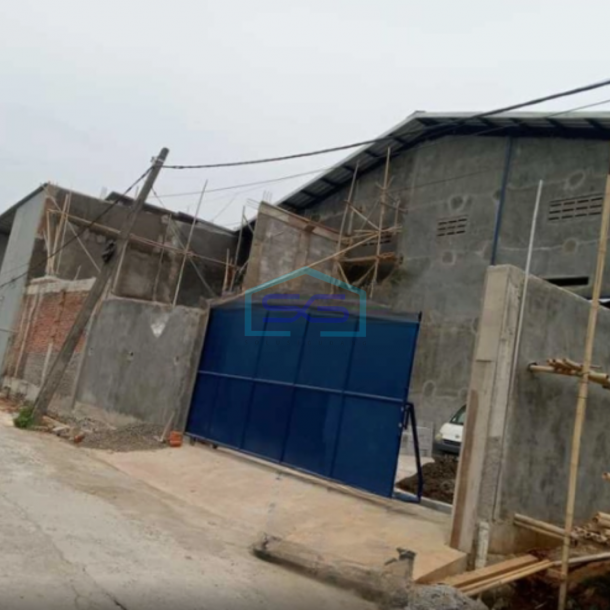 Disewakan Murah Gudang Kavling Dpr Cipondoh Tangerang LB 600m2-1