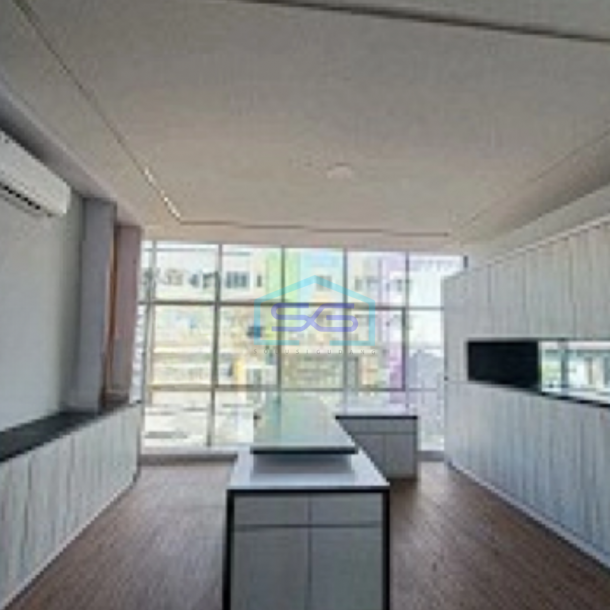 Dijual Gudang 2 Lantai Luas Bangunan  638 m² Lokasi Kalideres Jakarta Barat-3