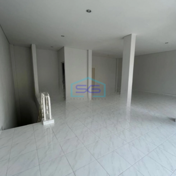Dijual Ruko 2 Lantai Luas Bangunan  162 m² Lokasi Bebas Banjir di Gading Serpong Tangerang-3