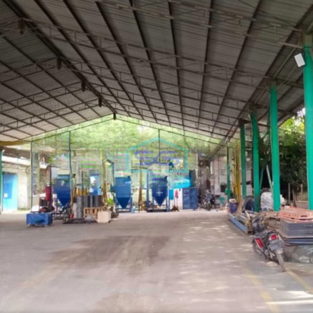 Dijual Gudang Luas Bangunan 2000 m² Lokasi Legok Tangerang-2
