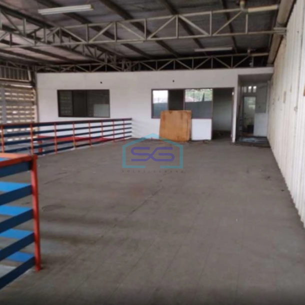 Disewakan Gudang Siap Huni Ada Kantor 2 Lantai di Petir Tangerang Luas 1000m2-1