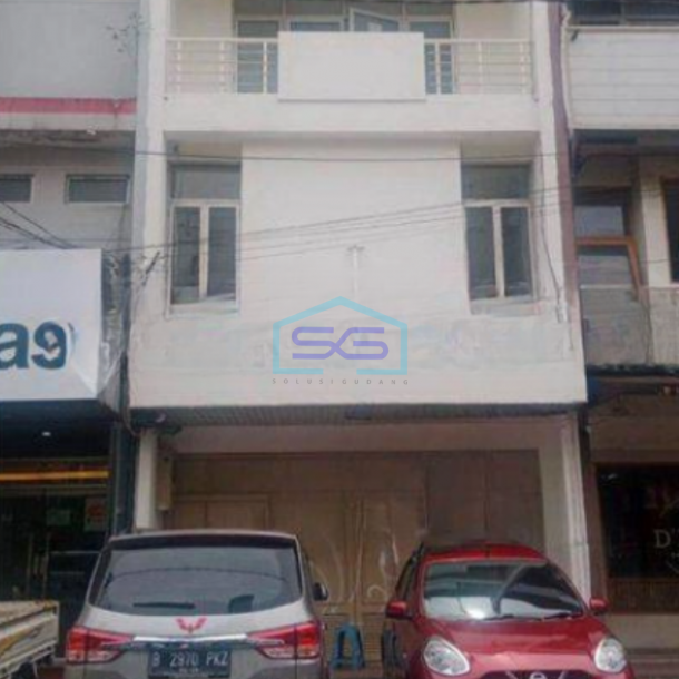 Disewakan Ruko Minimalis Bagus Terawat di Main Road Bandung-1