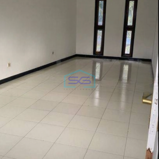 Disewakan Ruko Mewah 2 Lt di Mainroad Burangrang Kota Bandung-3