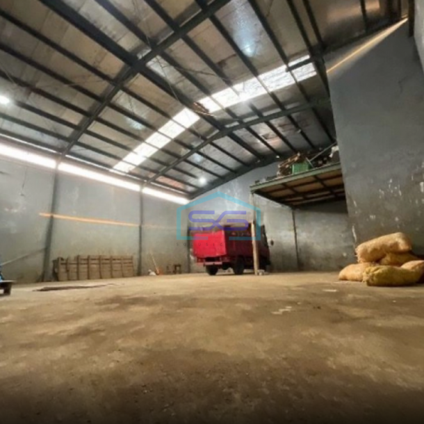 Di jual cepat gudang di mainroad Caringin Caringin, Bandung Luas Bangunan  250 m²-6