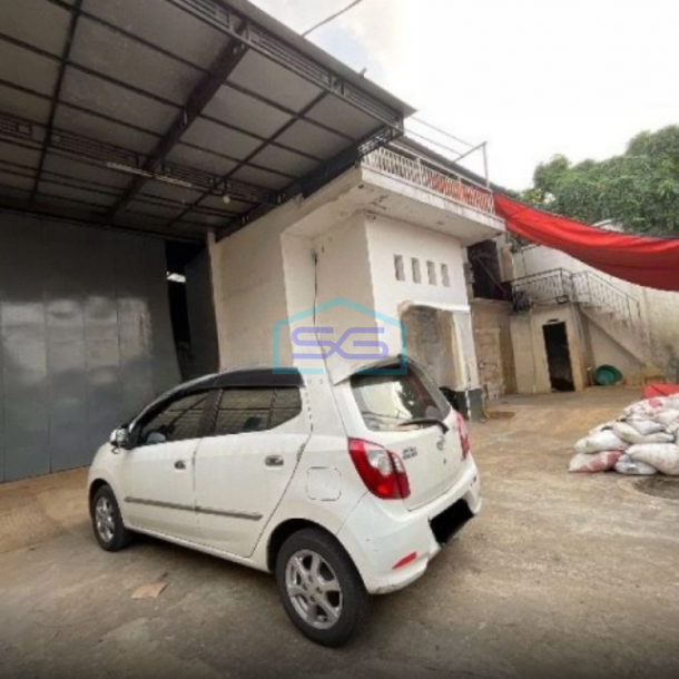 Di jual cepat gudang di mainroad Caringin Caringin, Bandung Luas Bangunan  250 m²-1