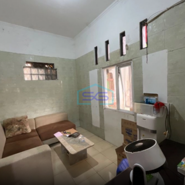 Di jual cepat gudang di mainroad Caringin Caringin, Bandung Luas Bangunan  250 m²-3