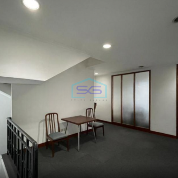 Di Sewakan Ruko 3 Lantai Di Daerah Komersil Pondok Indah Jakarta Selatan Luas Bangunan  210 m²-3