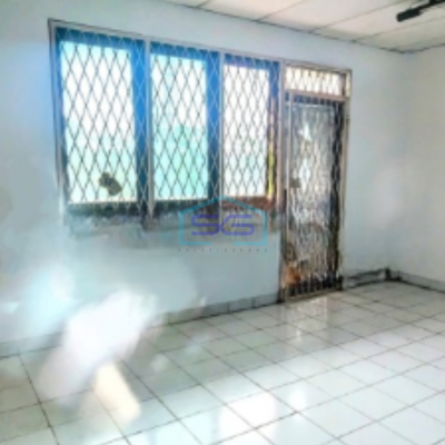 Di Sewakan Ruko 3 1/2 Lantai Di Daerah Komersil Cirende Jakarta Selatan Luas Bangunan  240 m²
