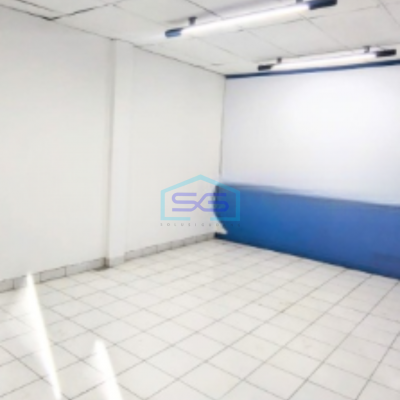 Di Sewakan Ruko 3 1/2 Lantai Di Daerah Komersil Cirende Jakarta Selatan Luas Bangunan  240 m²