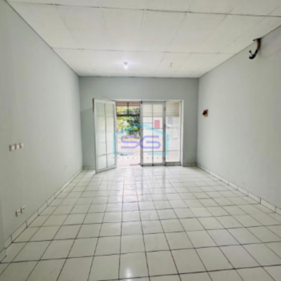 Disewakan Ruko 2 Lantai Daerah Komersil di Joglo Jakarta Barat Luas Bangunan 120m2
