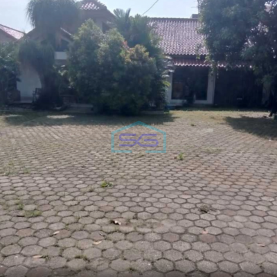 Disewakan Ruang Usaha di Daerah Ciputat Tangerang Selatan LT 900m2