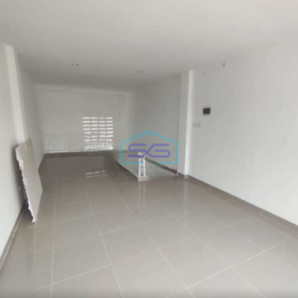 Disewakan Murah Ruko Boulevard Citra 8 Aeroworld Pegadungan Citra Garden, Jakarta Barat Luas Bangunan  88 m²-2