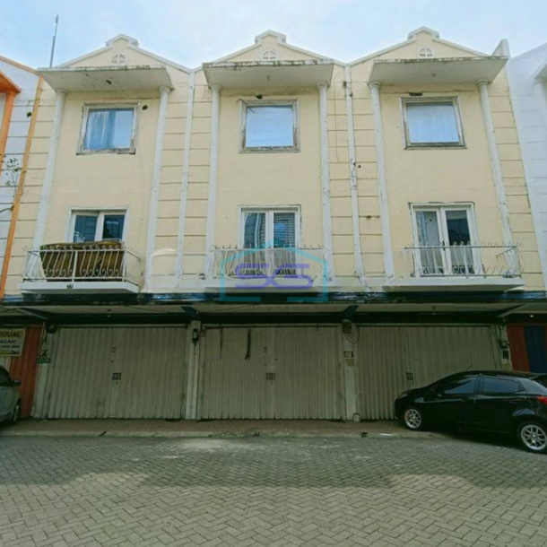Dijual Ruko Murah 3 Lantai Sudah Renov di Surabaya LB 360m2-1