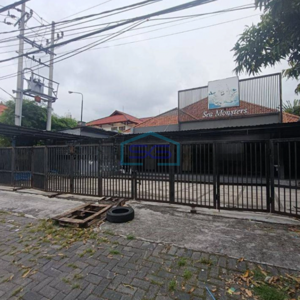 Disewakan Ruko Ex Resto Strategis di Jl Jawa Gubeng Surabaya LT 1150m2-1
