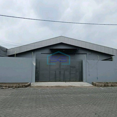 Disewakan Gudang Bagus Siap Pakai Bebas Banjir Suri Mulia Margomulyo Surabaya LT 730m2