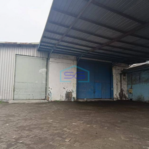 Disewakan Gudang Murah Bebas Banjir Kalianak Margomulyo Surabaya Dekat Pelabuhan Tj Perak LT 1350m2-1
