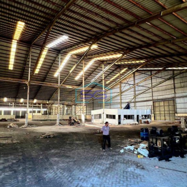 Dijual Murah Gudang Bagus Margomulyo Surabaya Strategis Dekat Jalan Raya LT 26500m2-1
