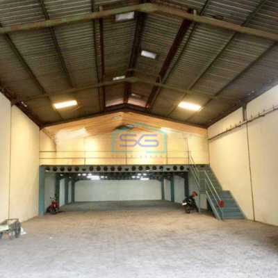 Disewakan Gudang Bagus Siap Pakai Margomulyo Strategis Dekat Tol Bebas Banjir di Surabaya