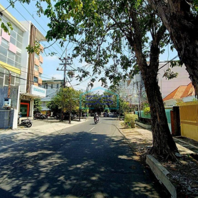 Disewakan Ruko Strategis Tengah Kota Surabaya Area Panglima Sudirman LT 800m2