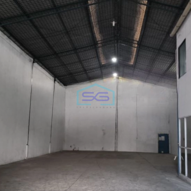Disewakan Gudang Luas Bangunan 360 m² Siap Pakai Lokasi Strategis di Jakarta Barat-2