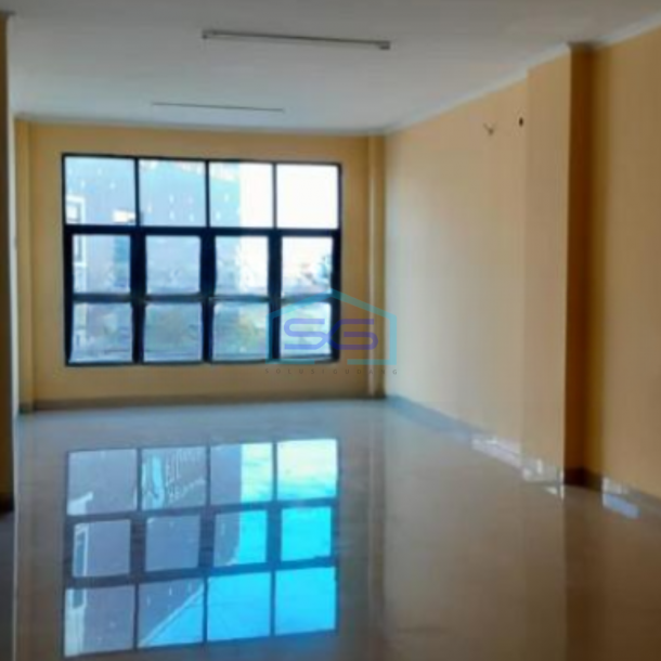 Disewakan Ruko Luas Bangunan 270 m² Lokasi di Daan Mogot Jakarta Barat-1