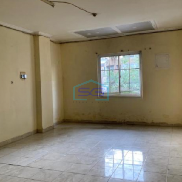 Disewakan Ruko Luas Bangunan  230 m² Siap Huni di Taman Palem Jakarta Barat-2