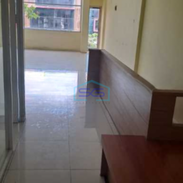 Disewakan Ruko Luas Bangunan 170 m² 2 Lantai Lokasi di Jakarta Barat-2