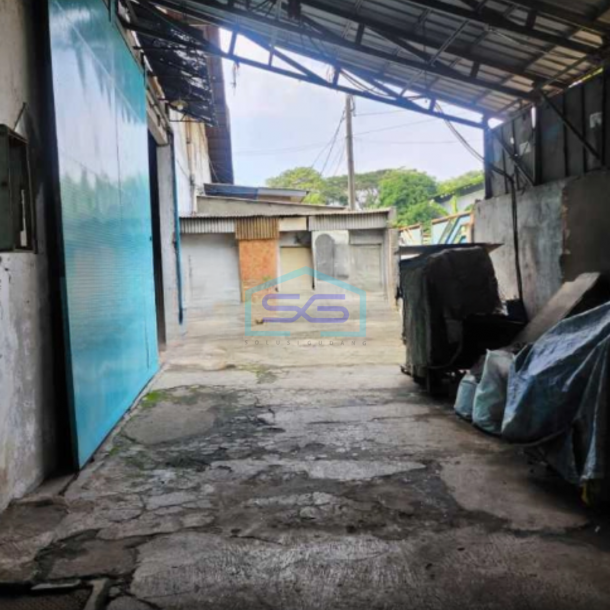 Disewakan Gudang Akses Container 40 Feet Lokasi di Tangerang Luas Tanah 650 m²-1