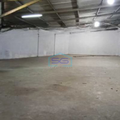 Disewakan Gudang Akses Container Luas Bangunan 676 m² di Kapuk Kamal Jakarta Barat