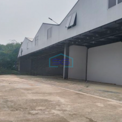 Disewakan Gudang Akses Container Luas Bangunan 342 m² di Tigaraksa Tangerang