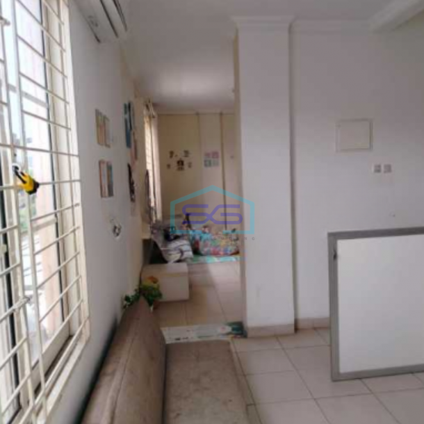 Dijual Ruko Luas Bangunan  165 m² Lokasi Strategis di Galaxy Bekasi-2