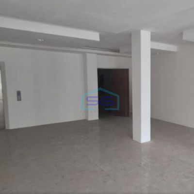 Dijual Ruko Ada Lift Luas Tanah  150 m² Lokasi di Harapan Indah Bekasi