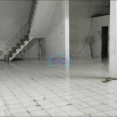 Disewakan Ruko Luas Tanah  155 m² Lokasi Siap Huni di Duren Sawit Jakarta Timur