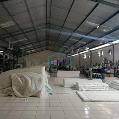 Disewakan Gudang Ada Lift Barang Luas Bangunan  2000 m² Lokasi di Marunda Jakarta Utara