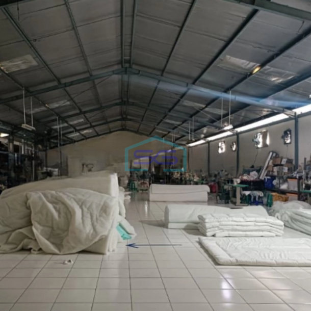 Disewakan Gudang Ada Lift Barang Luas Bangunan  2000 m² Lokasi di Marunda Jakarta Utara-3