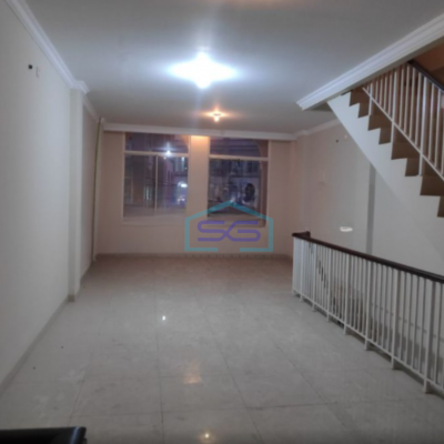 Disewakan Ruko Luas Bangunan 135 m² Lokasi di Bekasi