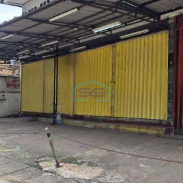 Disewakan Ruko Luas Bangunan 310 m² Lokasi di Duren Sawit Jakarta Timur-1