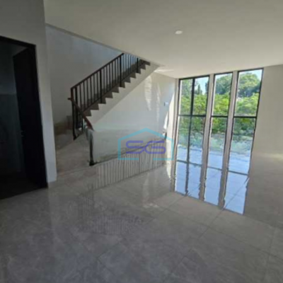 Disewakan Ruko Luas Bangunan  180 m² di Kota Wisata Jakarta Timur