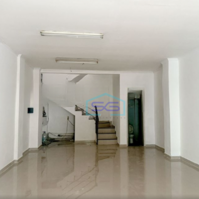 Disewakan Ruko Luas Bangunan 210 m² Lokasi di Tebet Jakarta Selatan