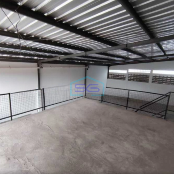 Disewakan Gudang Luas Tanah  540 m² Lokasi di Harapan Indah Bekasi-3