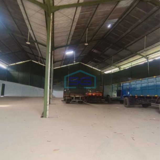 Disewakan Gudang Luas Tanah  1000 m² Akses Container 40 Feet di Cileungsi Bogor-2