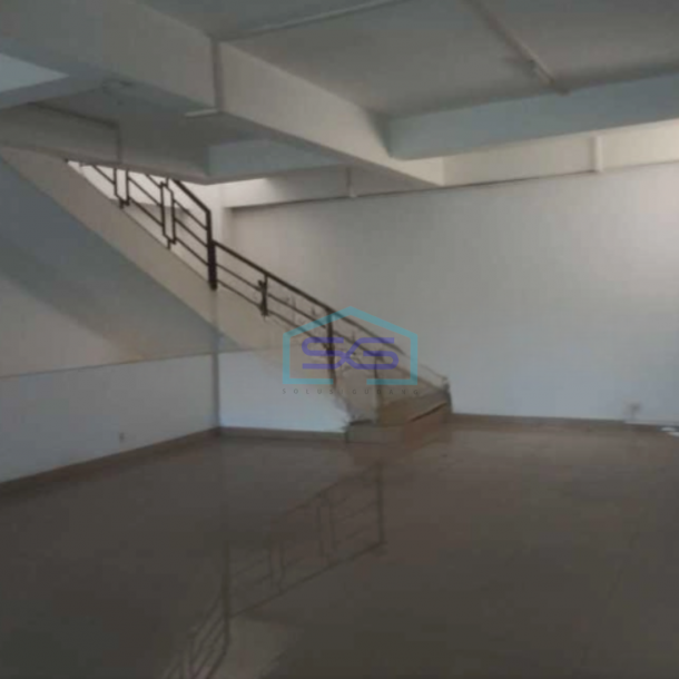 Disewakan Kantor Luas Tanah  442 m² Lokasi di Pekayon Bekasi-3