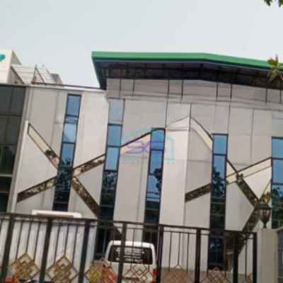 Disewakan Kantor Luas Tanah  442 m² Lokasi di Pekayon Bekasi