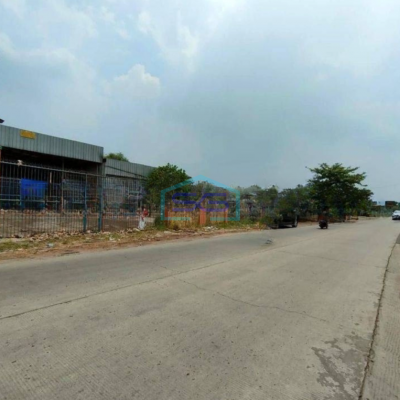 Disewakan Gudang Siap Pakai Di Pinggir Jalan Raya Cibubur Dekat Kota Wisata
