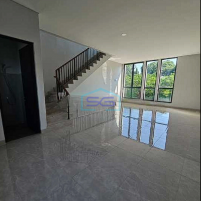 Disewakan Ruko Di Kota Wisata Jakarta Timur Selangkah Dari Pintu Toll LB 180m2