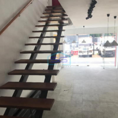 Disewakan Ruko 3 Lantai Di Jalan Utama Kemang Jakarta Selatan LB 288m2